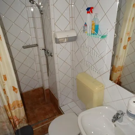 Pensili Apartmanhaz ベッド・アンド・ブレックファスト