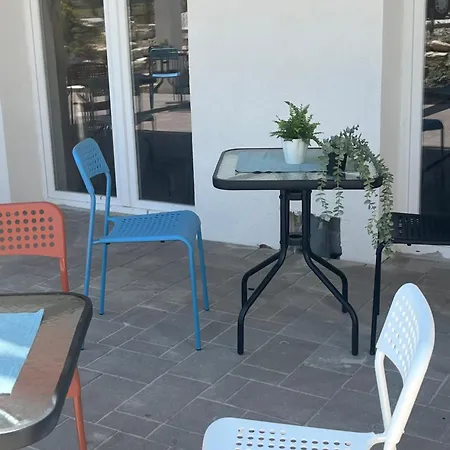 Pensili Apartmanhaz 3*