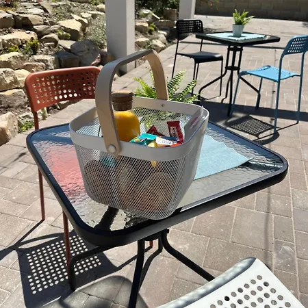 Pensili Apartmanhaz 住宿加早餐酒店