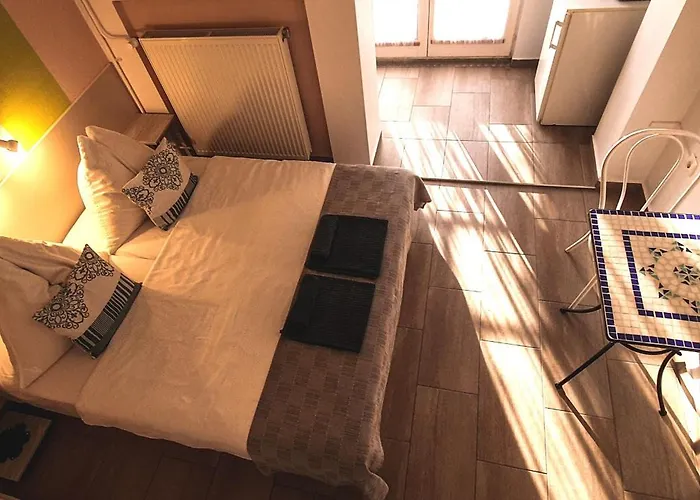 Nocleg ze śniadaniem Pensili Apartmanhaz